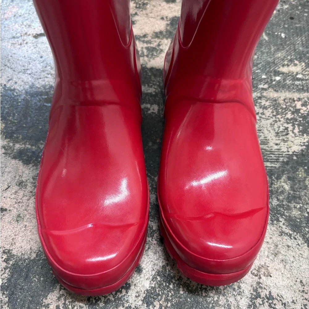 Hunter Original Glossy Tall Rain Boots in Military Red